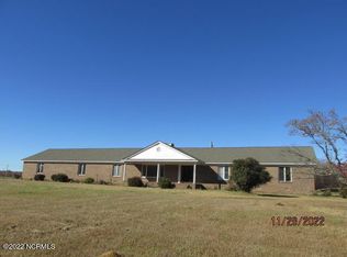 6736 Us Highway 301, Lucama, NC 27851
