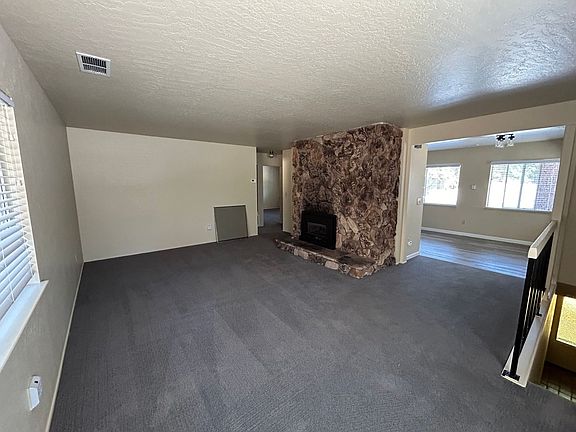 5th image of 747 Tallac Ave APT B