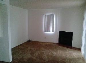 4th image of 930 N Benton Ave