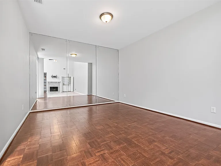 5218 Palmetto St — Photo 15