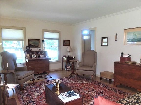 3rd image of 259 N Main St