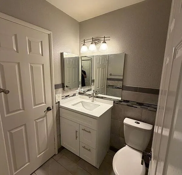 28138 Bavaria Dr — Photo 9