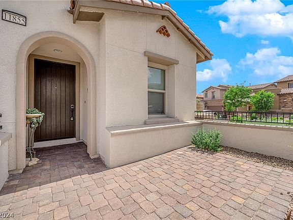 5th image of 11855 Cogoleto Ave