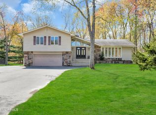1052 Indian Hill Rd, Toms River, NJ 08753