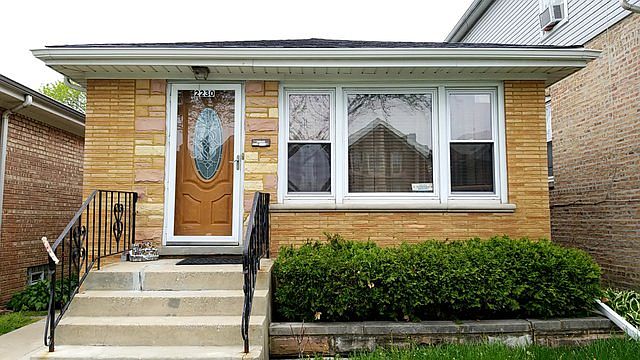 1st image of 2230 N La Crosse Ave