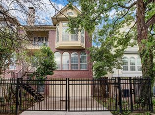 2205 Commonwealth St, Houston, TX 77006