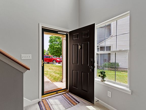 4th image of 11929 Titania Cir