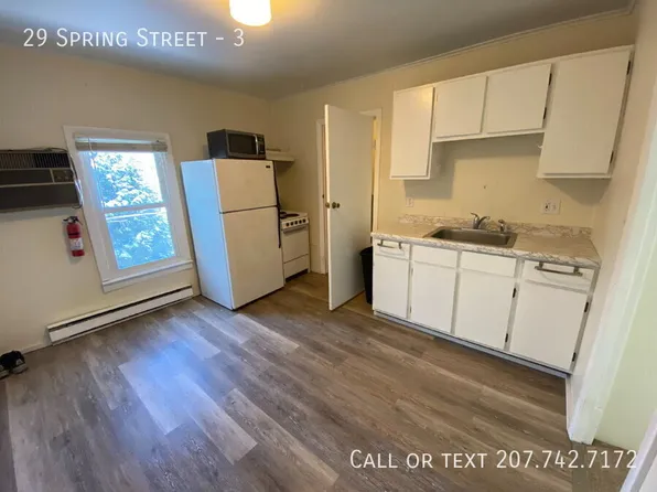 29 Spring St APT 3, Newmarket, NH 03857