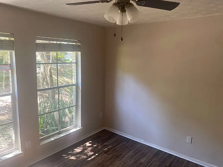 2020 Continental Ave #124 — Photo 7