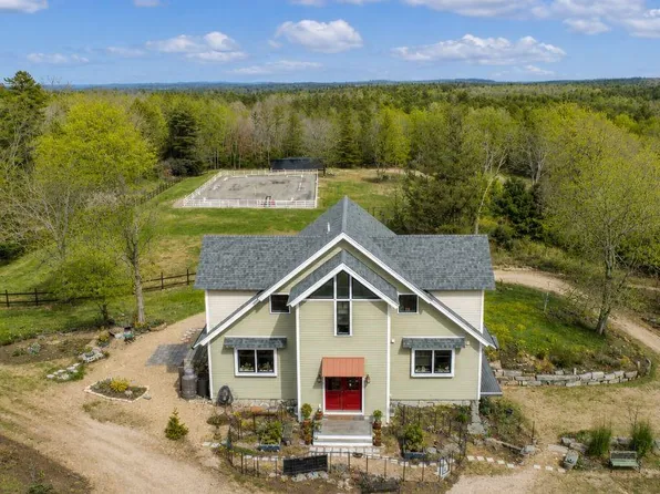 224 Greenhouse Rd, Coventry, RI 02827
