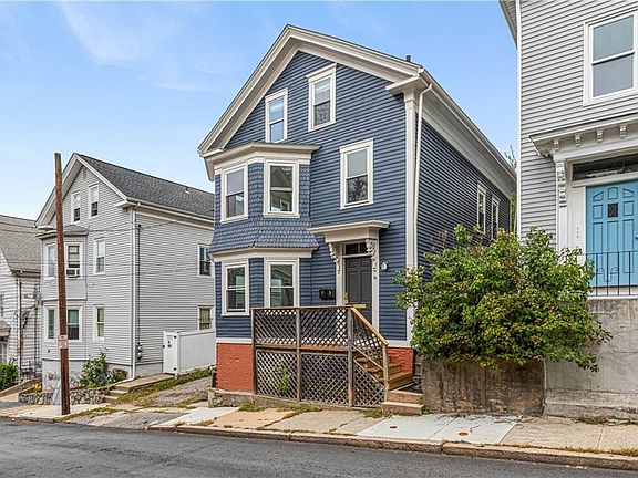 2nd image of 30 Royal St