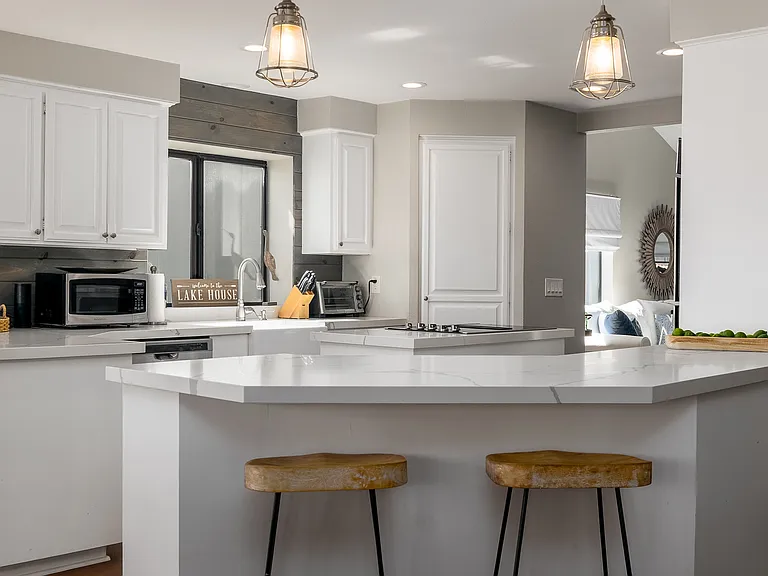 30092 Clearwater Dr — Photo 9