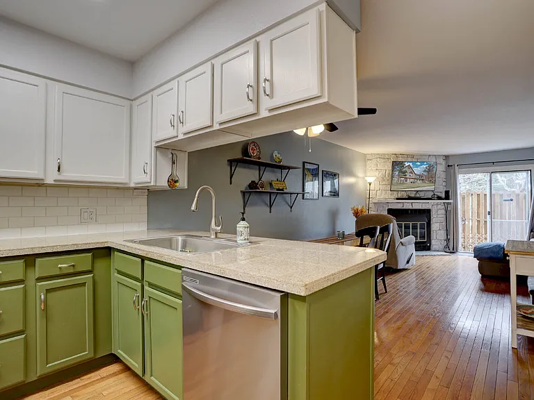 14211 E Hawaii Cir #A — Photo 3