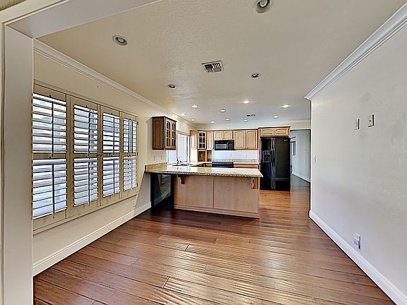 4th image of 12409 N 58th St