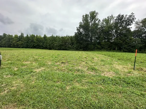 41 Monkey Bluff Rd, Burkesville, KY 42717