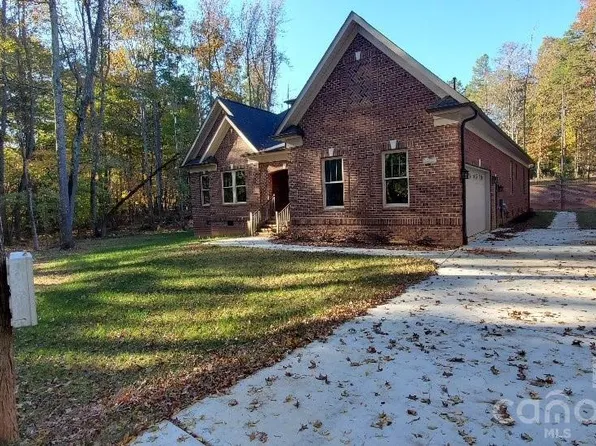 550 Cottonfield Cir, Waxhaw, NC 28173