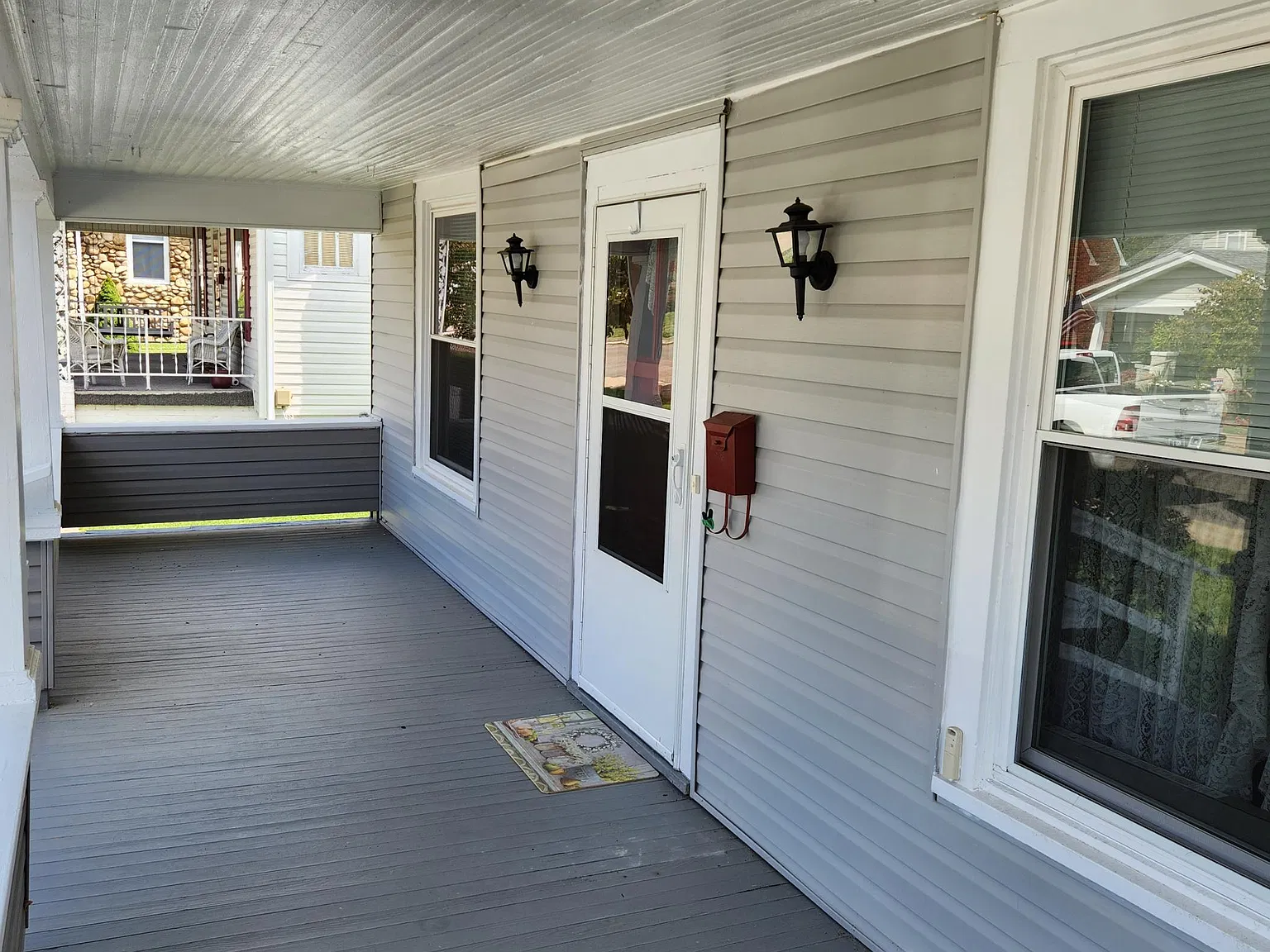 3 bed, 1380 sqft, $1,450 — Photo 2