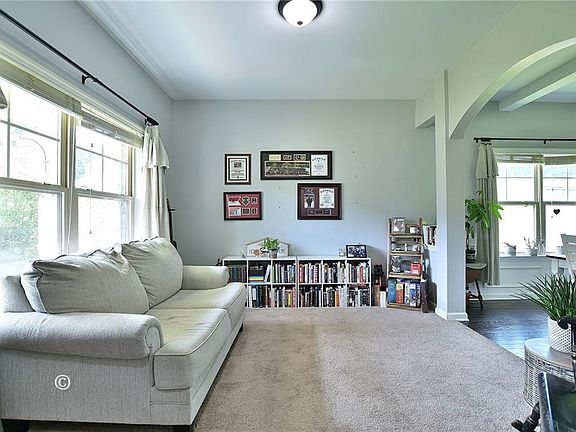 4th image of 31 White Pine Way