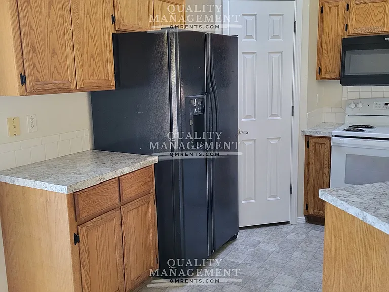 2104 E Olympic Ave — Photo 6