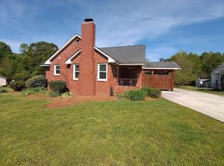 829 E College St, Bowdon, GA 30108