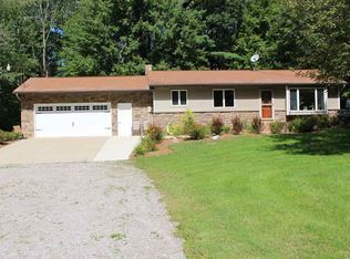 4565 N Arrowhead Dr, Midland, MI 48642