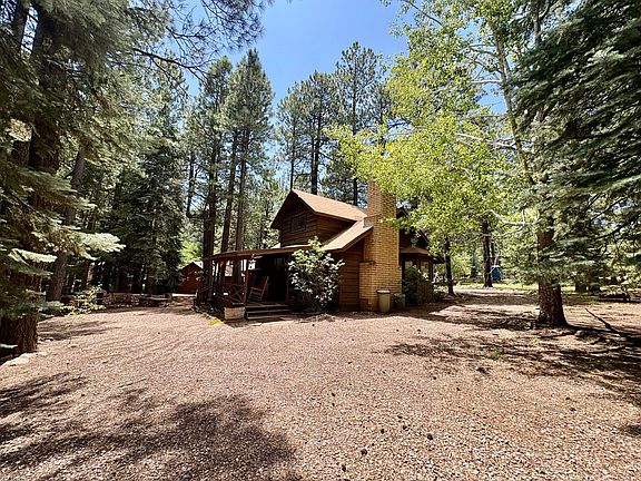 2nd image of 1640 Sheep Springs Rd