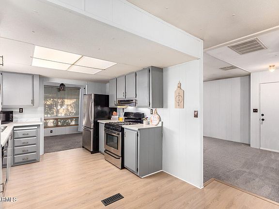 4th image of 2652 W Union Hills Dr #114