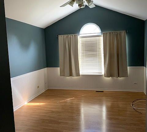 2nd image of 1473 Whitman Ct