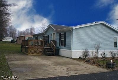 1st image of 62 Oakwood Dr
