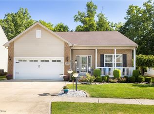 3669 Firethorn Dr, Aurora, OH 44202