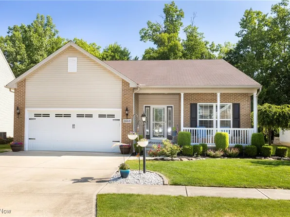 3669 Firethorn Dr, Aurora, OH 44202
