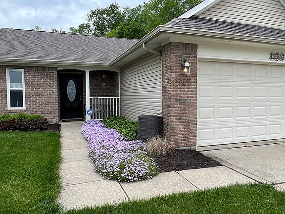 2nd image of 1953 Bradford Trace Way