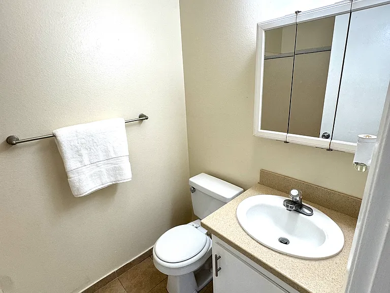 8231 Ellis Ave — Photo 17