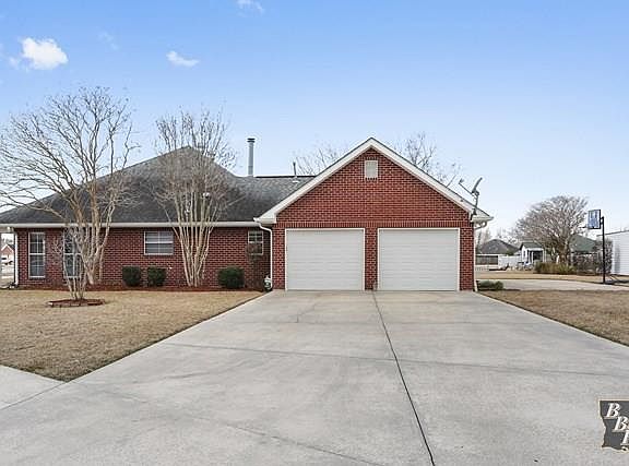 5th image of 147 Aubrey Dr