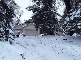 2464 S Waconia Cir NE, East Bethel, MN 55005