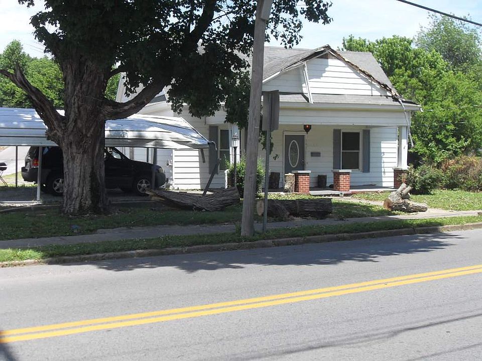 1st image of 141 E Main Cross St