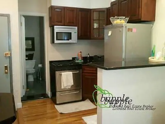 Rented by Bapple | media 85