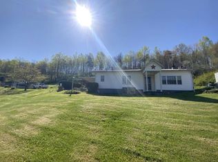 2032 Newcomb Creek Rd, Wayne, WV 25570