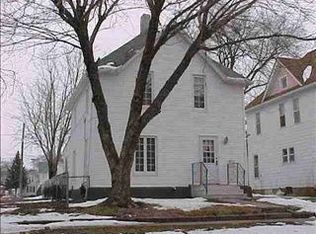 1421 Mulberry St, Waterloo, IA 50703