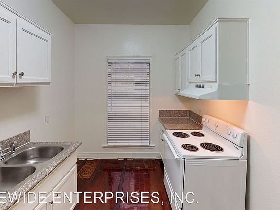 4th image of 750 S Mariposa Ave APT 101