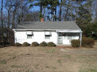 1607 Woodland Ave, Sanford, NC 27330