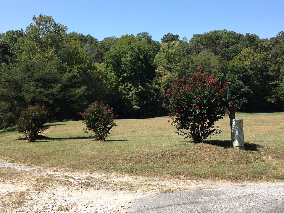 2nd image of 686 SE 563rd Dr