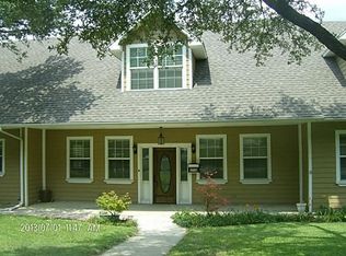 1716 Vinewood St, Fort Worth, TX 76112