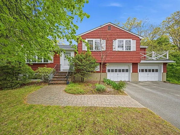 8 Brown Rd, Lexington, MA 02420