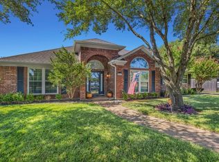 812 Country Lane Dr, Mc Gregor, TX 76657