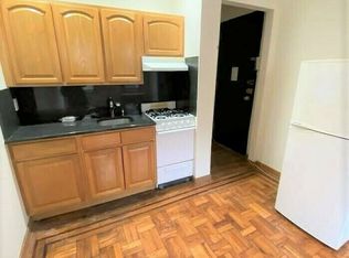 23-52 33rd St #2BB, Astoria, NY 11105