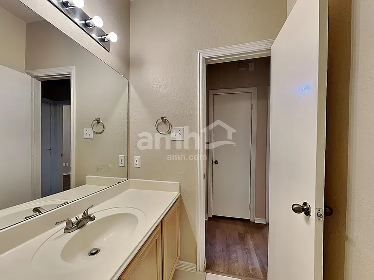 285 Mesa View Dr — Photo 14