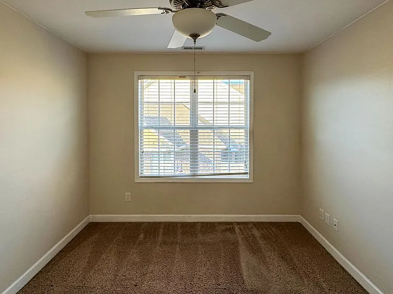 1120 Braybrooke Pl — Photo 18