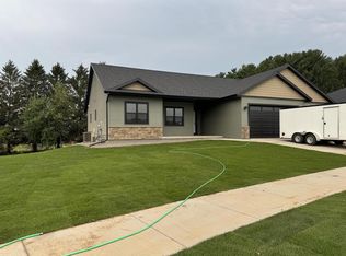 230 Heinig Way, Holmen, WI 54636