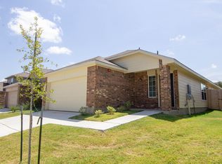 2028 Oakwood Forest Dr, Bryan, TX 77803
